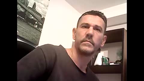 Snapshot of onlyprivate_m35 chatting on February 5, 9:47 am onlyprivate m35 online show from February 5, 9:47 am