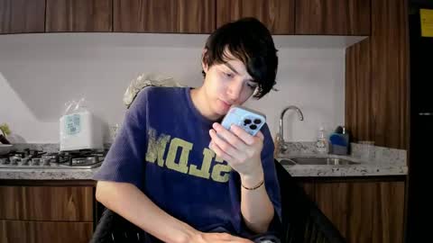 Snapshot of onlysergio chatting on April 16, 5:08 am Sergio online show from April 16, 5:08 am