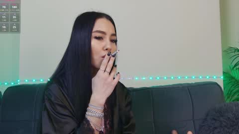 Xandra online show from January 20, 8:30 am