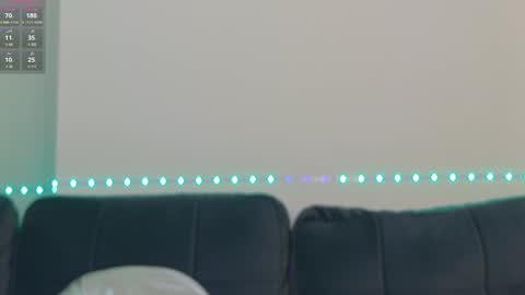 Xandra online show from January 28, 8:25 am