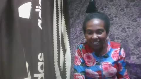 Snapshot of onorine chatting on November 2, 5:04 pm onorine online show from November 2, 5:04 pm