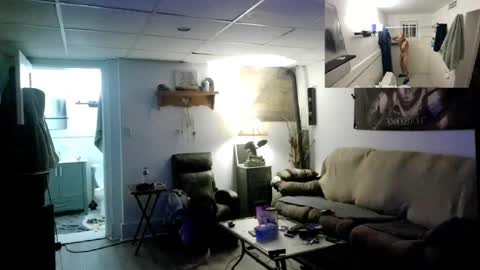 Snapshot of ontarioguy78 chatting on June 10, 12:11 am ontarioguy78 online show from June 10, 12:11 am