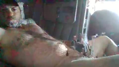 onthemove03 online show from April 5, 7:11 pm