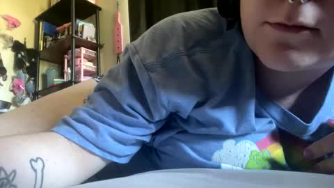 Snapshot of onyx_the_pupstar chatting on April 4, 7:00 pm Onyx online show from April 4, 7:00 pm