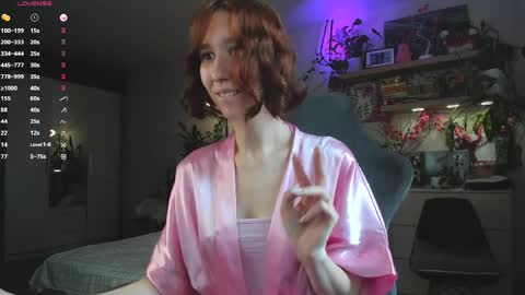 Snapshot of oooooo_li chatting on March 31, 8:04 am Olivia. online show from March 31, 8:04 am