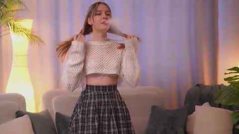 ooopsnaked online show from January 15, 8:30 am