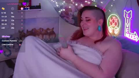 Opal online show from January 3, 11:57 am