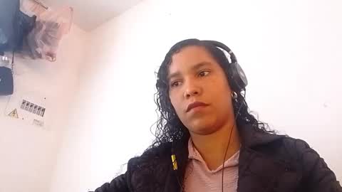 Snapshot of opaltisdale chatting on February 20, 4:07 pm Lidi online show from February 20, 4:07 pm