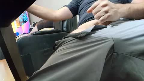 Snapshot of openminded4u2017 chatting on April 6, 6:53 pm openminded4u2017 online show from April 6, 6:53 pm