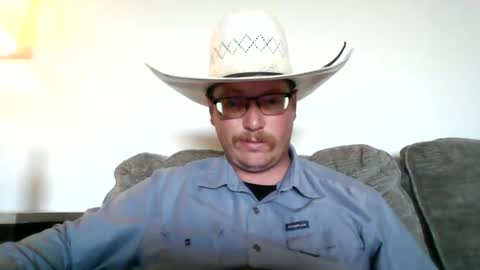 Snapshot of openmindedcowboy chatting on May 17, 12:08 am kinkynerd online show from May 17, 12:08 am