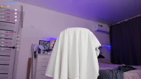 Ophelia online show from February 2, 12:57 pm