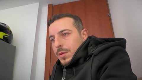 or online show from December 17, 9:59 am