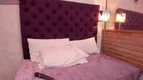 Miss Guzman  online show from December 6, 5:11 pm