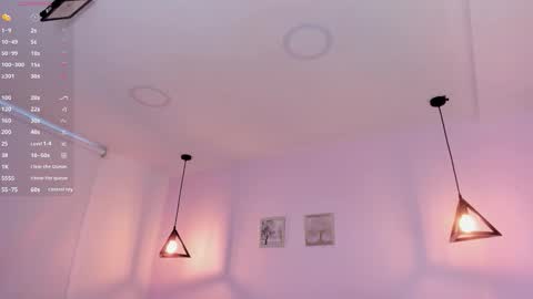 Miss Guzman  online show from September 20, 10:44 pm