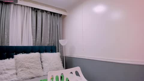 Oriana  online show from October 14, 11:33 am