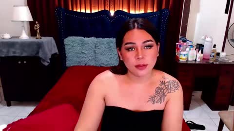 Snapshot of orientalcharmts chatting on March 4, 9:32 pm ALENA online show from March 4, 9:32 pm