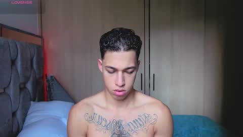 Snapshot of orionblaze69_ chatting on December 4, 8:06 pm Orionblaze 69 online show from December 4, 8:06 pm