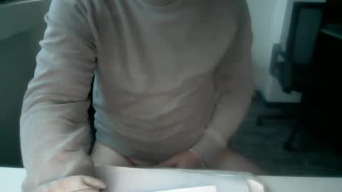 Snapshot of orizon_100 chatting on March 15, 9:59 am orizon_100 online show from March 15, 9:59 am