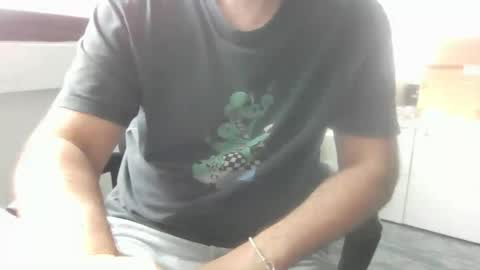 Snapshot of orizon_100 chatting on June 15, 7:54 am orizon_100 online show from June 15, 7:54 am