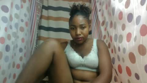 Snapshot of orsaniaa chatting on June 17, 11:01 am orsaniaa online show from June 17, 11:01 am