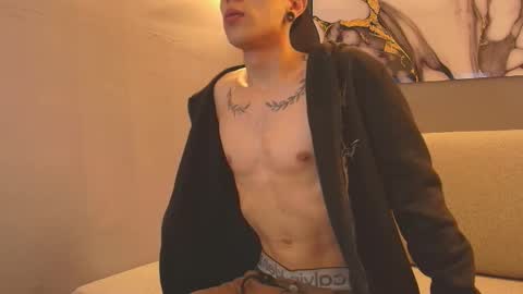 orus_241 online show from October 7, 7:44 pm
