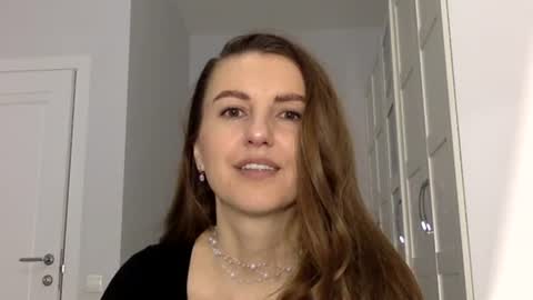 orvaline online show from April 22, 5:36 pm