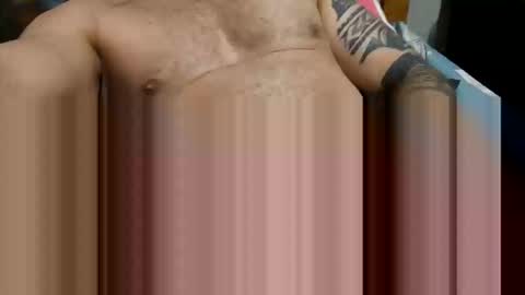 Snapshot of oscar670473 chatting on March 23, 2:59 am oscar670473 online show from March 23, 2:59 am