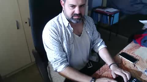 Snapshot of oscar_msng chatting on December 21, 10:50 am Oscar online show from December 21, 10:50 am