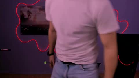 Snapshot of oscar_rage chatting on April 17, 6:55 pm oscar_rage online show from April 17, 6:55 pm