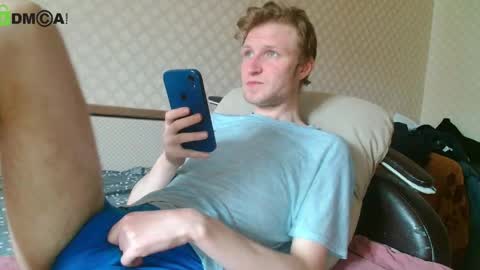 Snapshot of oscar_wildy chatting on May 30, 10:12 am Oscar online show from May 30, 10:12 am