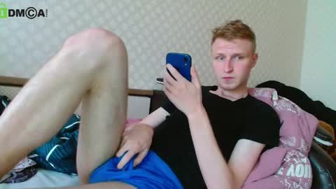 Snapshot of oscar_wildy chatting on June 8, 11:10 am Oscar online show from June 8, 11:10 am