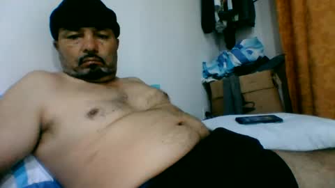 Snapshot of oscarjhe3512 chatting on June 12, 2:21 am oscarjhe3512 online show from June 12, 2:21 am