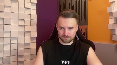 Oscar Steel Savage online show from January 29, 7:43 pm