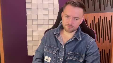 Oscar Steel Savage online show from February 14, 5:14 pm