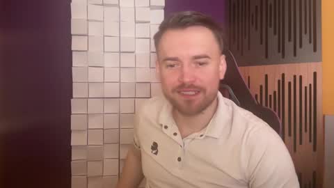 Oscar Steel Savage online show from February 15, 5:17 pm