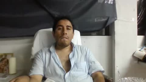 Snapshot of oscaryn_martell chatting on June 4, 5:35 am oscaryn_martell online show from June 4, 5:35 am