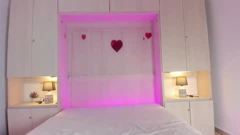 oshun_444 online show from March 9, 12:09 pm