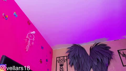 Snapshot of osiris_doll chatting on January 29, 5:45 pm vella online show from January 29, 5:45 pm