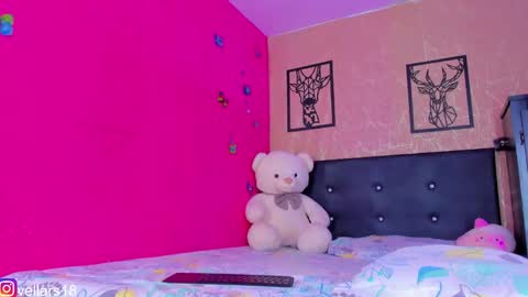 Snapshot of osiris_doll chatting on September 27, 6:24 pm vella online show from September 27, 6:24 pm
