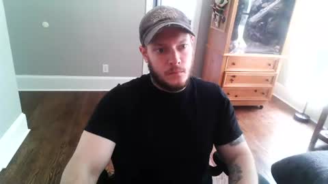 Snapshot of osiris_xxx chatting on June 25, 2:43 pm college beef online show from June 25, 2:43 pm