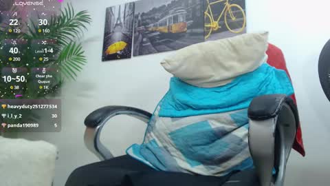 Snapshot of oso_gael chatting on March 4, 8:49 pm Bear Gael online show from March 4, 8:49 pm