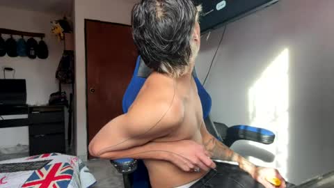 Snapshot of oso_go chatting on July 23, 9:24 pm oso_go online show from July 23, 9:24 pm