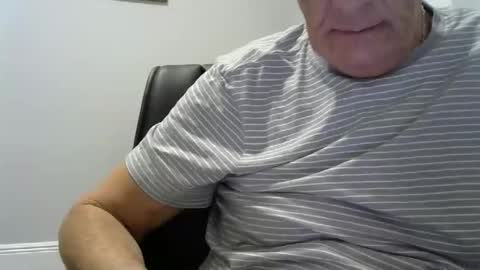 Ossi online show from February 15, 11:34 pm