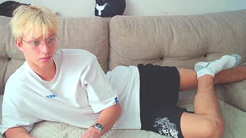 Ostin online show from December 7, 7:49 am