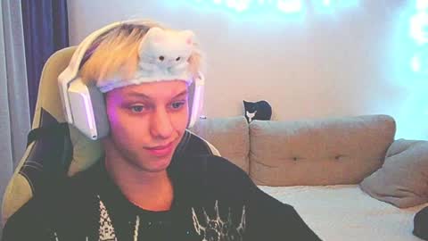 Ostin online show from December 9, 11:26 am