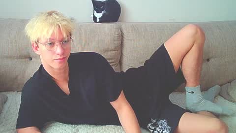 Ostin online show from December 15, 8:19 am