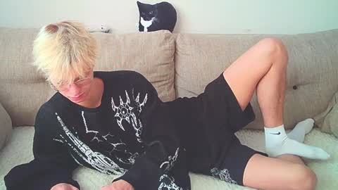 Ostin online show from December 16, 8:41 am