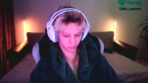 Ostin online show from January 27, 2:57 pm