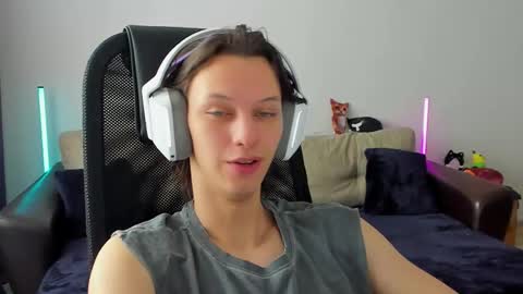 Ostin online show from February 25, 7:18 am