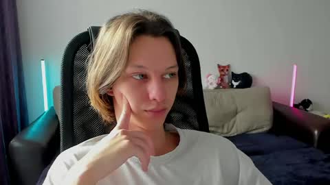 Ostin online show from April 9, 10:42 am